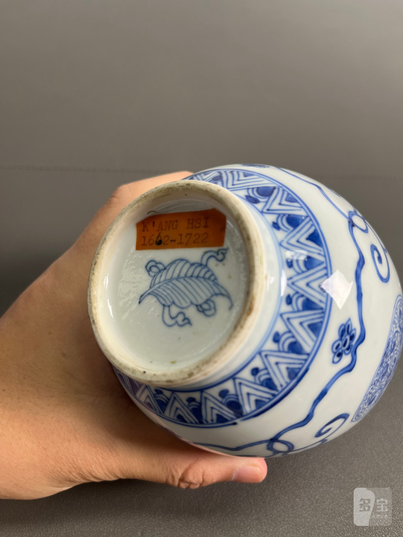 清雍正  青花淡描缠枝花卉纹灯笼尊 - 图14